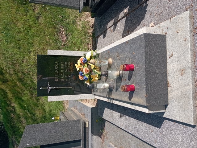 Grób KAZIMIERZ KULESZA